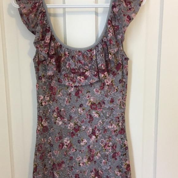 Seduction Lace Floral Ruffle Summer Dress - Picture 4 of 8